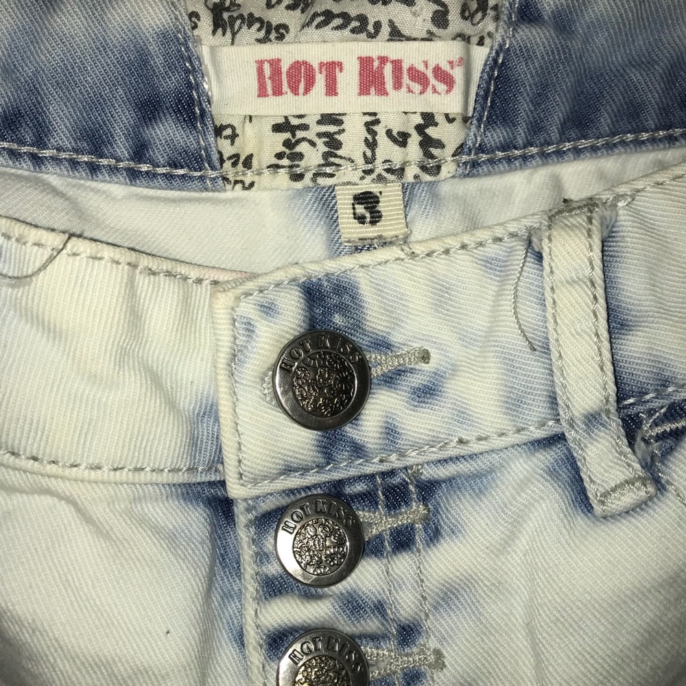 White wash shorts